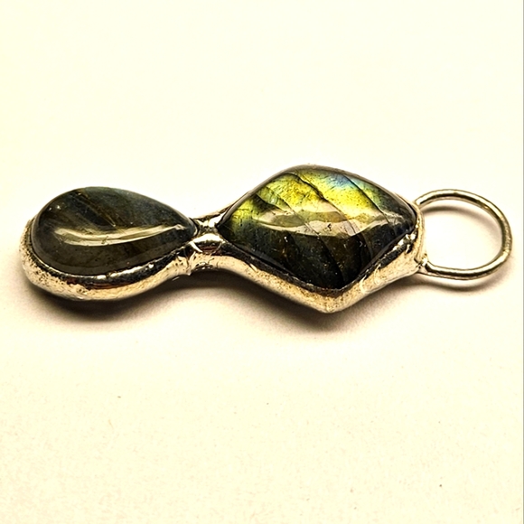 Double Labradorite Pendant - Picture 4 of 5